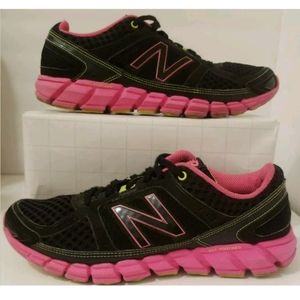 New Balance 750 V1 Women's Size 8 Tennis Shoes
